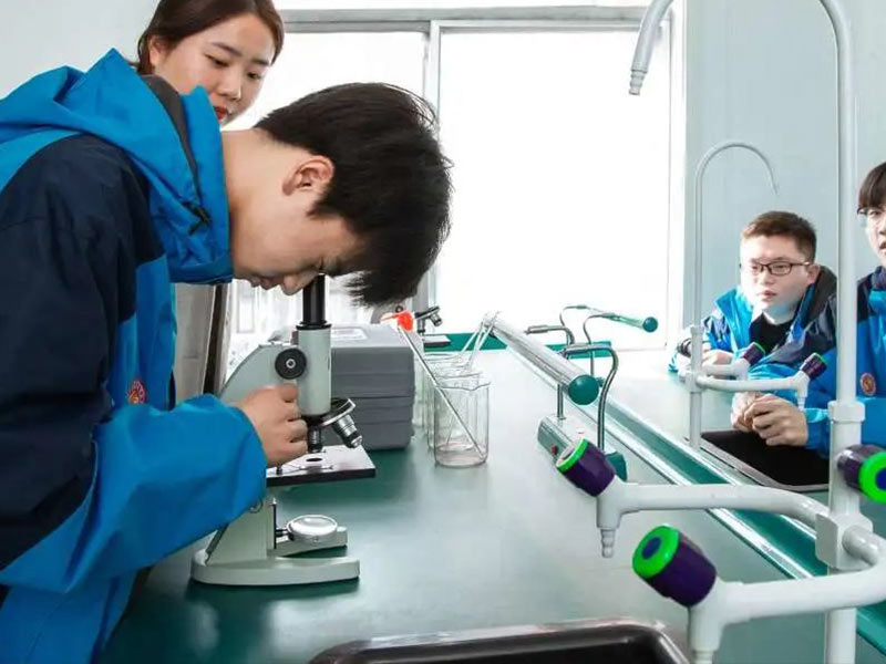 黄龙化学实验室
